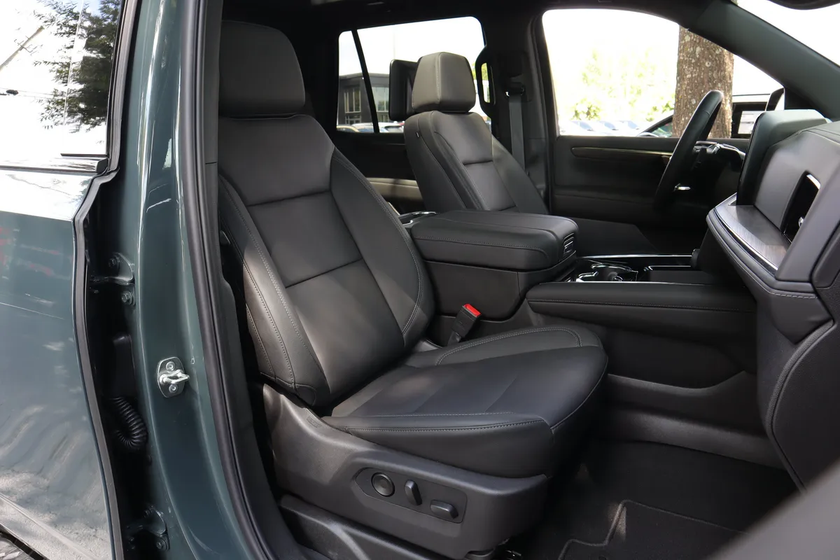 2026 Chevrolet Tahoe Z71 thumbnail 29