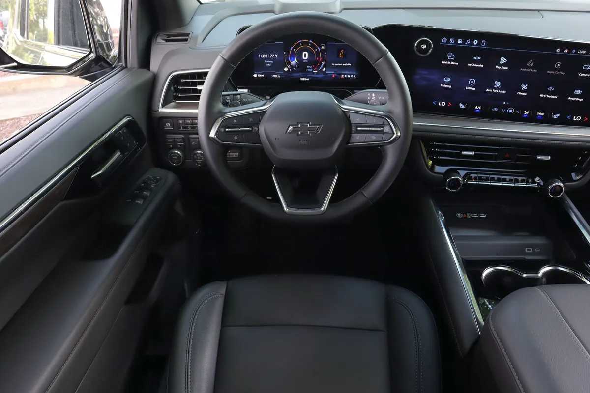 2026 Chevrolet Tahoe Z71 thumbnail 30