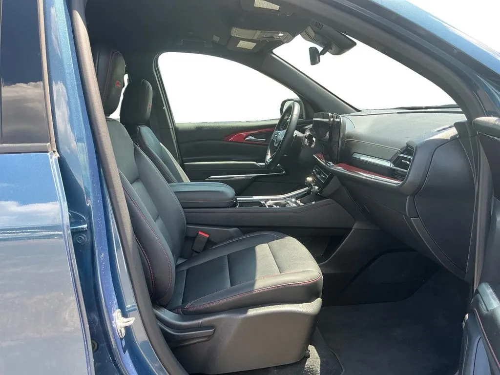 2026 Chevrolet Traverse Z71 thumbnail 22