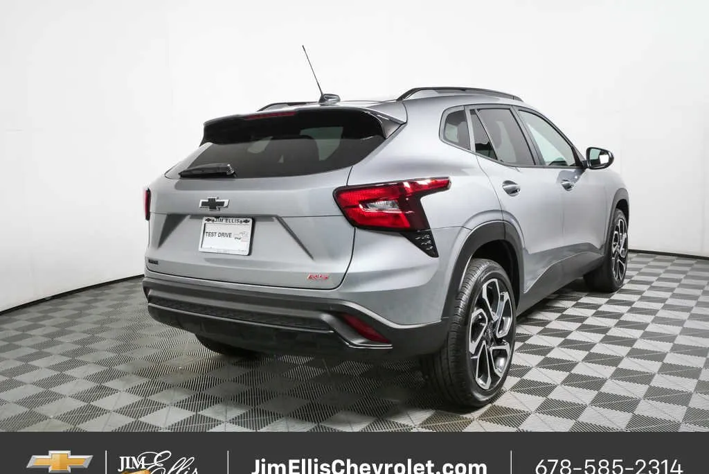 2026 Chevrolet Trax 2RS thumbnail 3