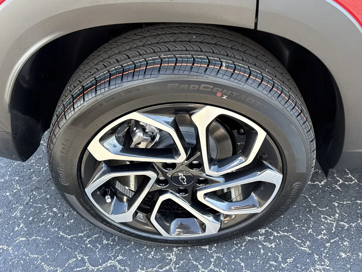 2026 Chevrolet Trax 2RS thumbnail 4