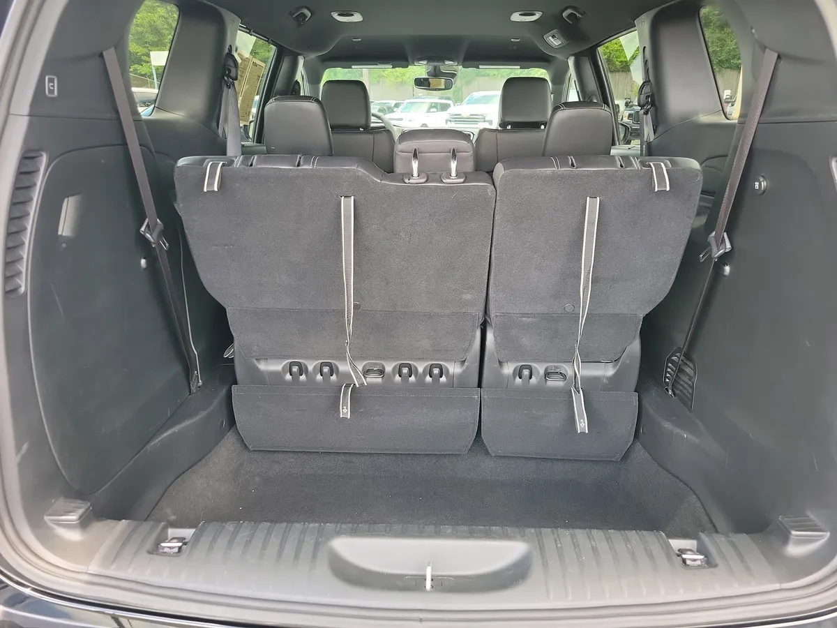 2026 Chrysler Pacifica Select thumbnail 10