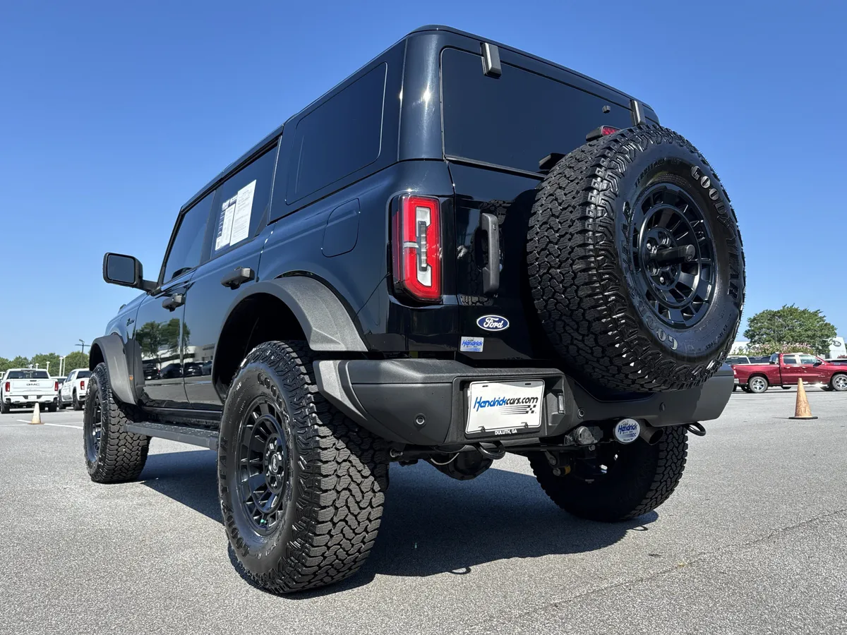 2026 Ford Bronco Badlands thumbnail 7