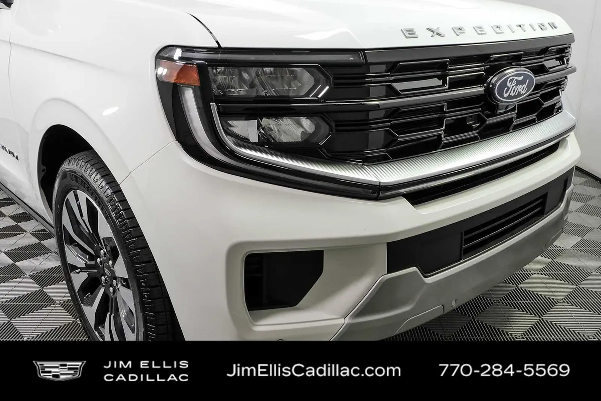 2026 Ford Expedition Max Platinum thumbnail 41