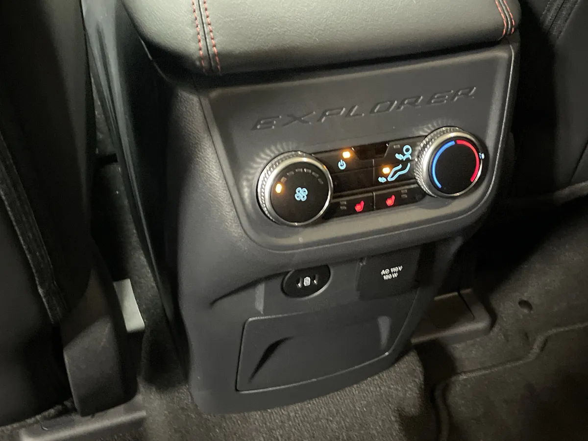 2026 Ford Explorer ST thumbnail 29
