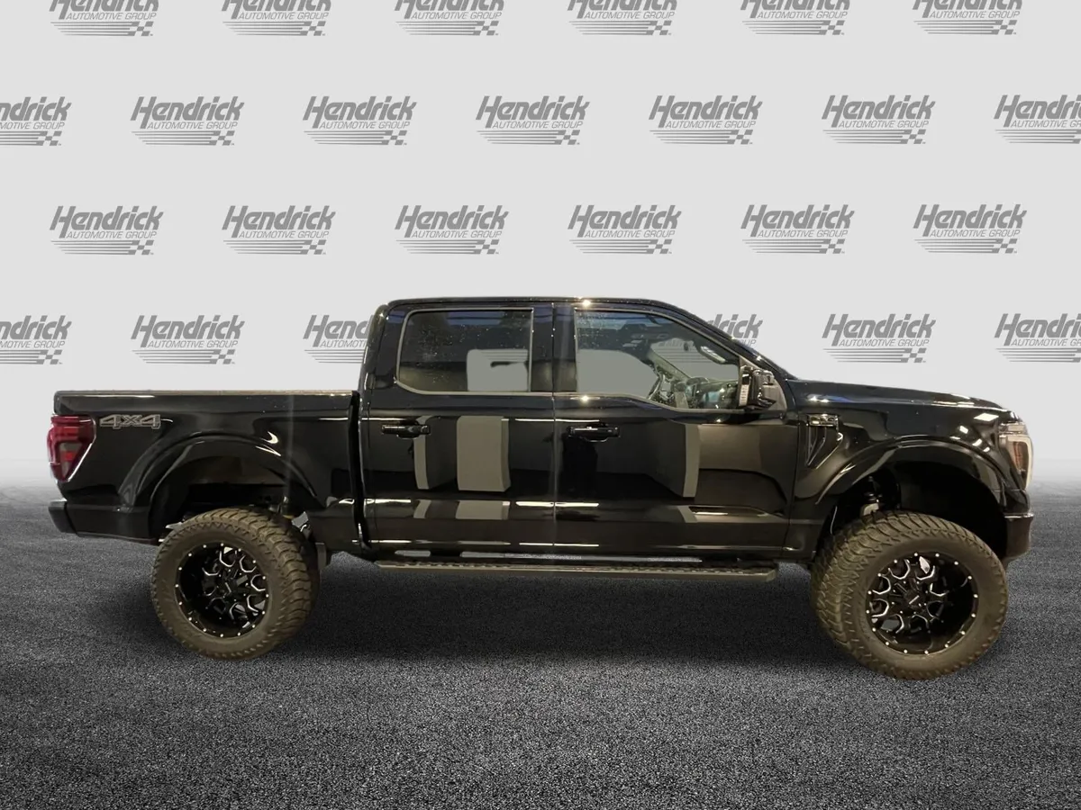 2026 Ford F-150 LARIAT thumbnail 10