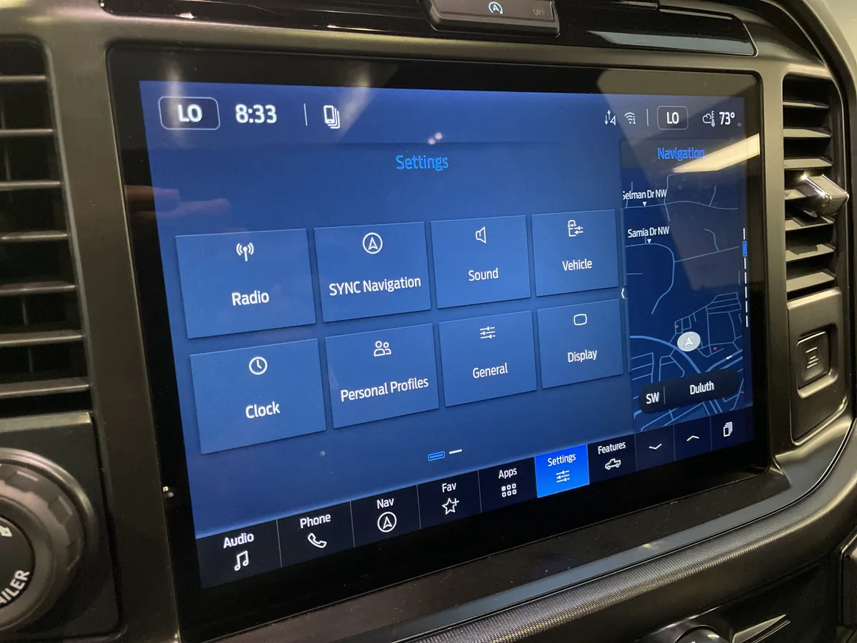 2026 Ford F-150 LARIAT thumbnail 25