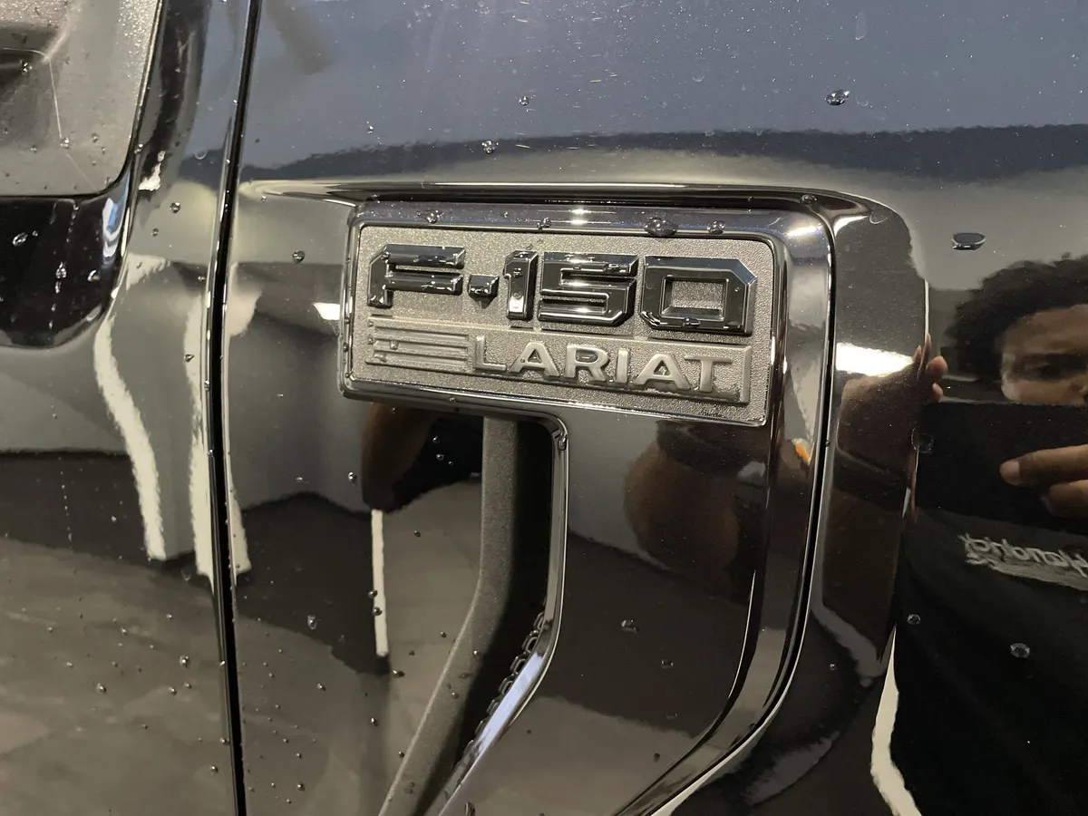 2026 Ford F-150 LARIAT thumbnail 43