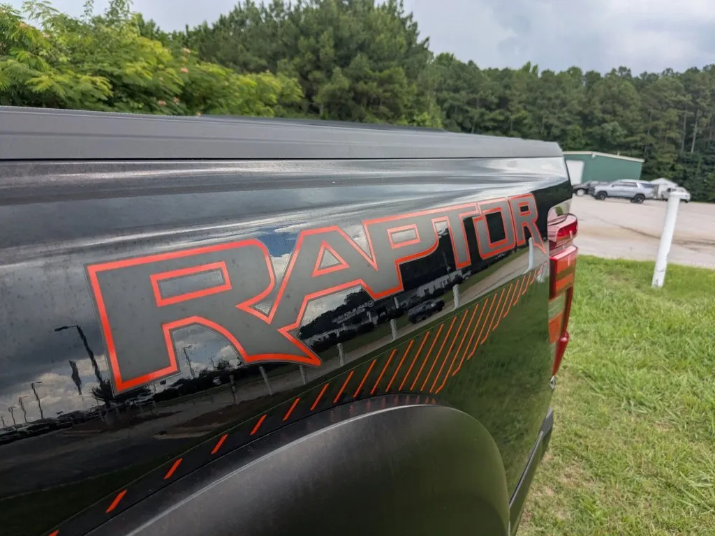 2026 Ford F-150 Raptor thumbnail 32