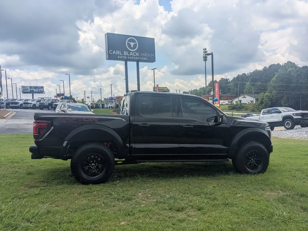 2026 Ford F-150 Raptor thumbnail 4