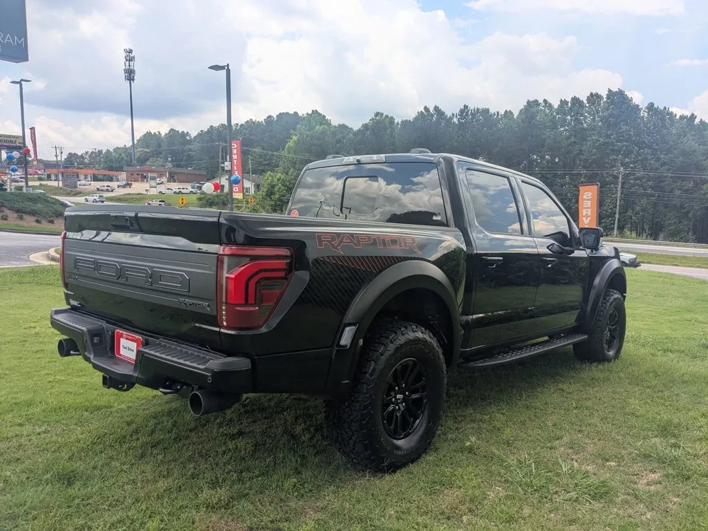 2026 Ford F-150 Raptor thumbnail 5