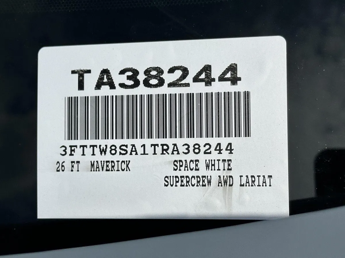 2026 Ford Maverick Lariat thumbnail 15
