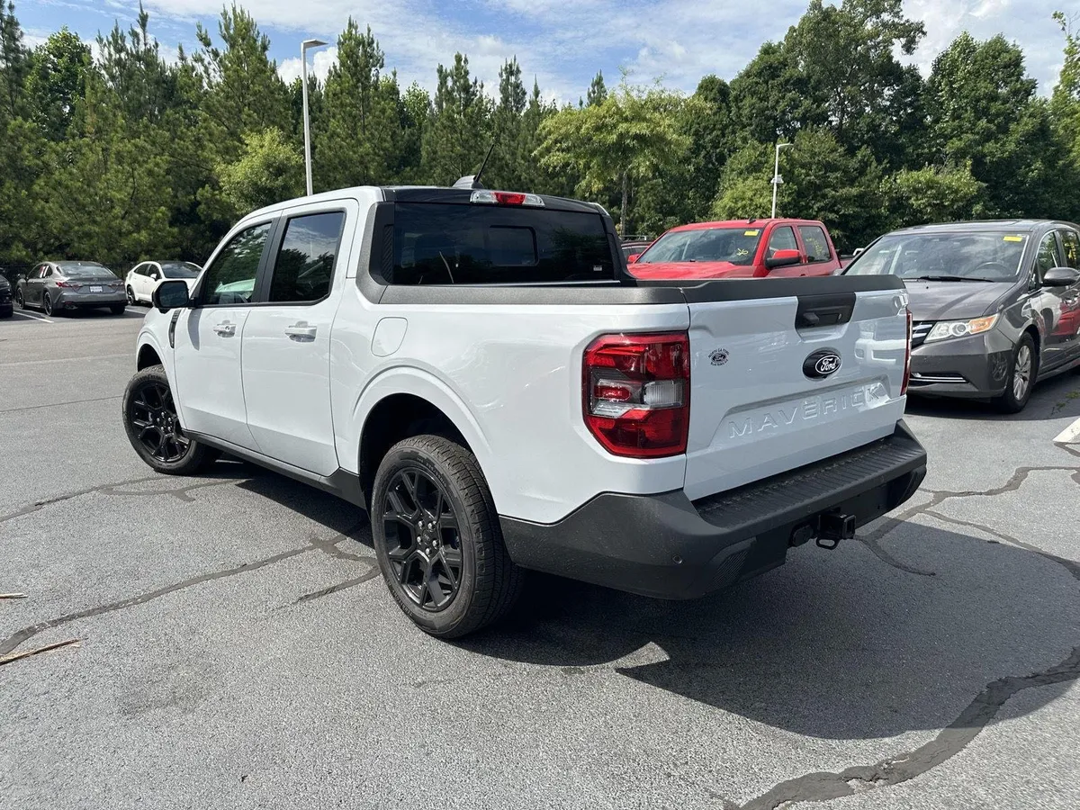 2026 Ford Maverick Lariat thumbnail 8