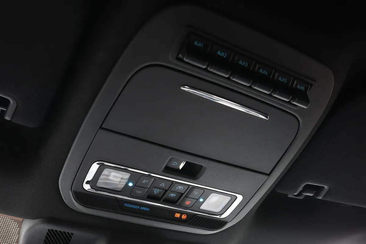 2026 Ford Super Duty F-250 SRW Platinum thumbnail 26