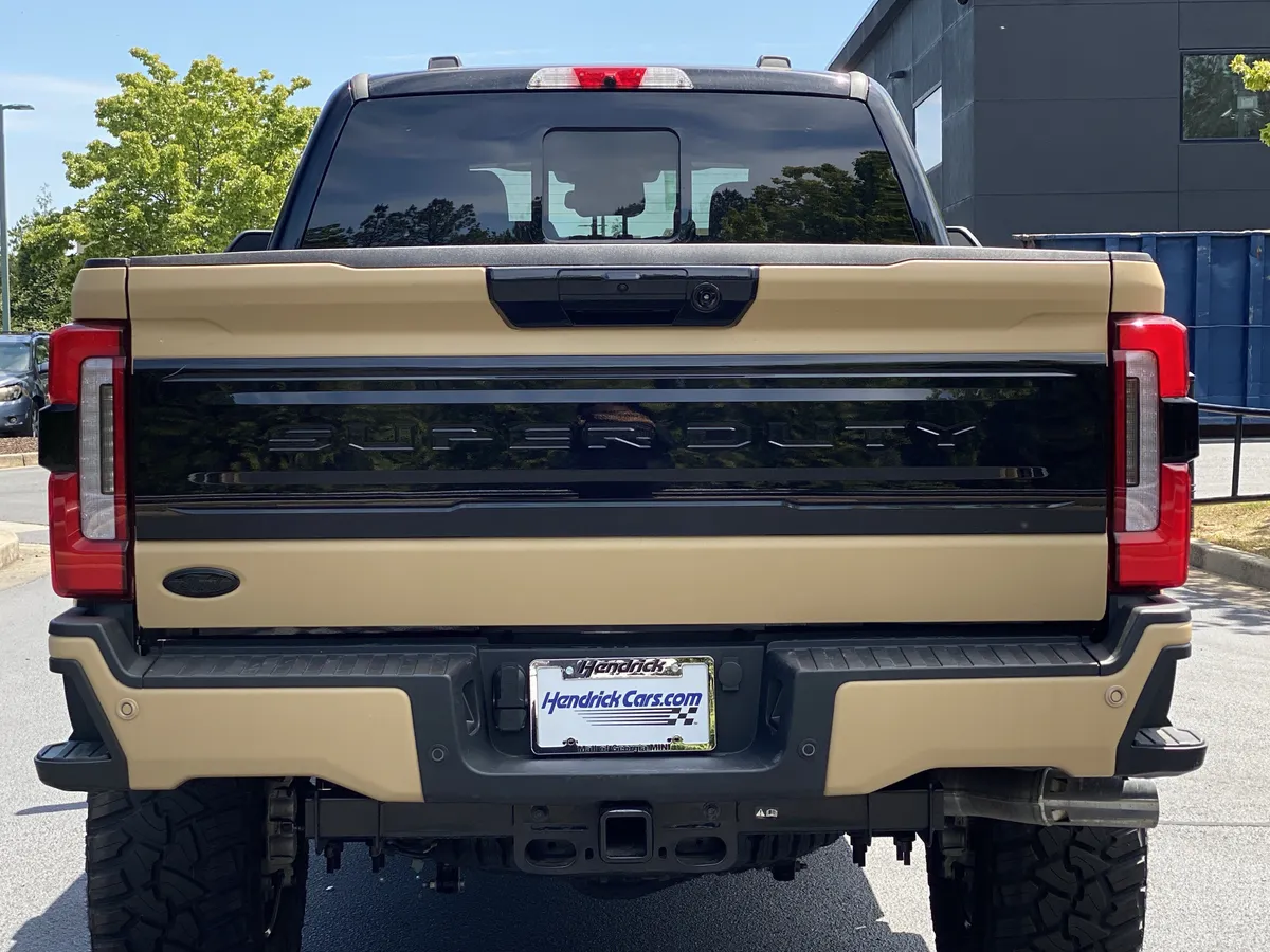 2026 Ford Super Duty F-250 SRW Platinum thumbnail 20