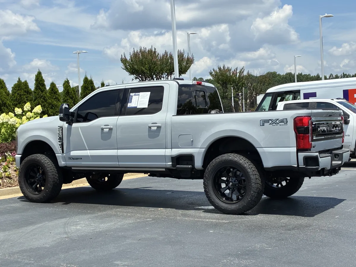 2026 Ford Super Duty F-250 SRW XL thumbnail 8
