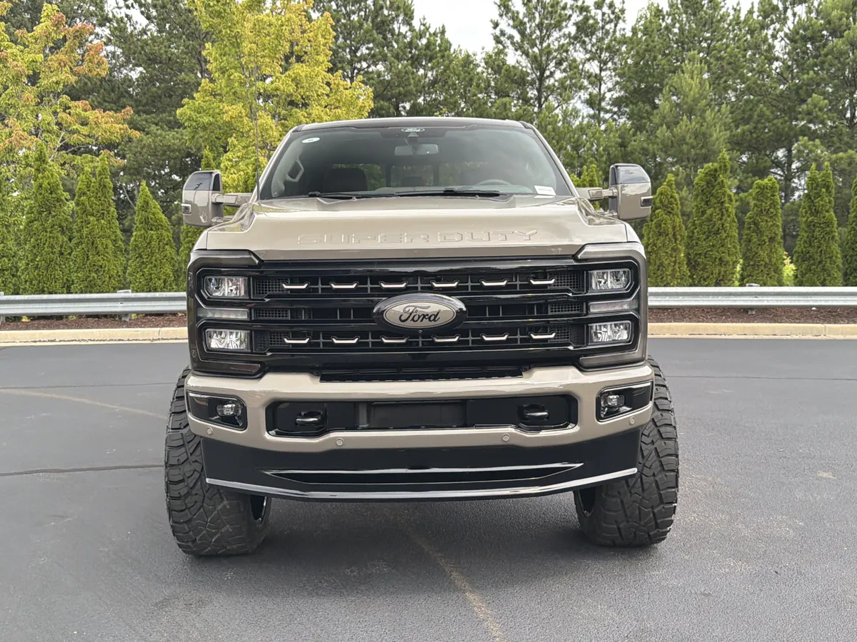 2026 Ford Super Duty F-350 SRW King Ranch thumbnail 12
