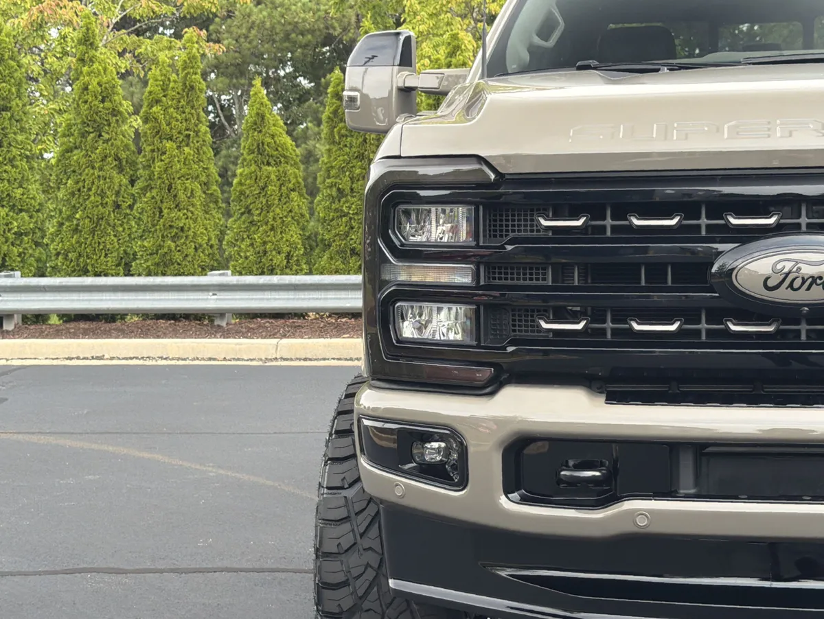 2026 Ford Super Duty F-350 SRW King Ranch thumbnail 18