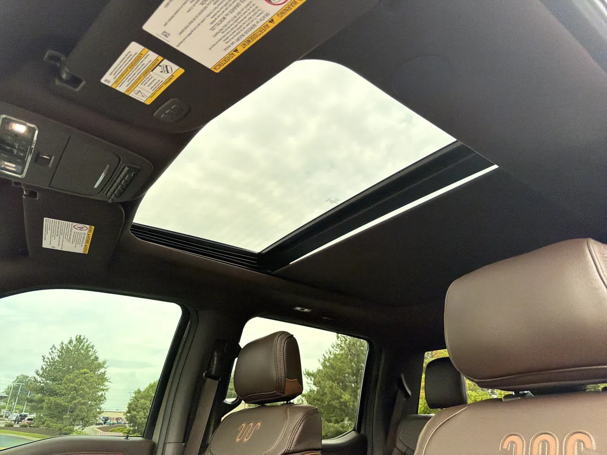 2026 Ford Super Duty F-350 SRW King Ranch thumbnail 7