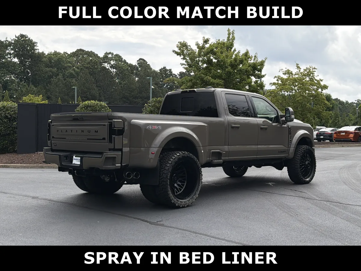 2026 Ford Super Duty F-450 DRW Platinum thumbnail 2