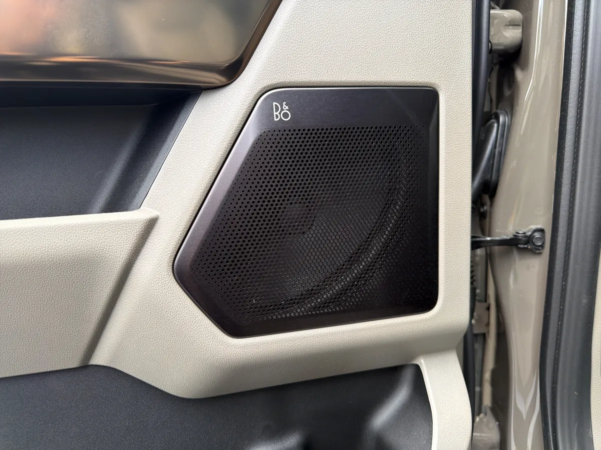 2026 Ford Super Duty F-450 DRW Platinum thumbnail 25