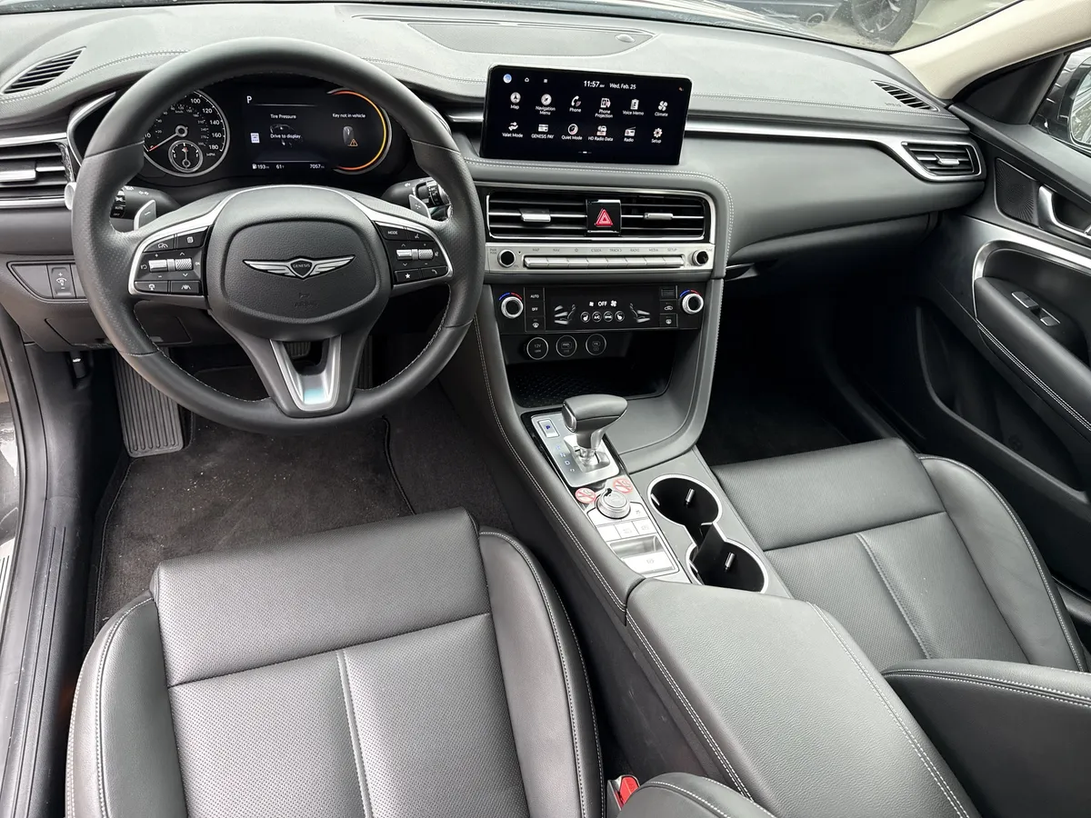 2026 Genesis G70 2.5T RWD thumbnail 17