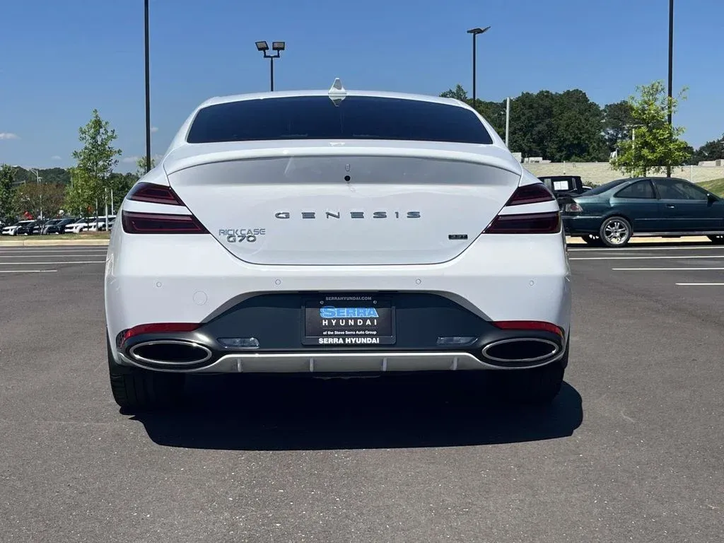 2026 Genesis G70 3.3T Sport Prestige thumbnail 4