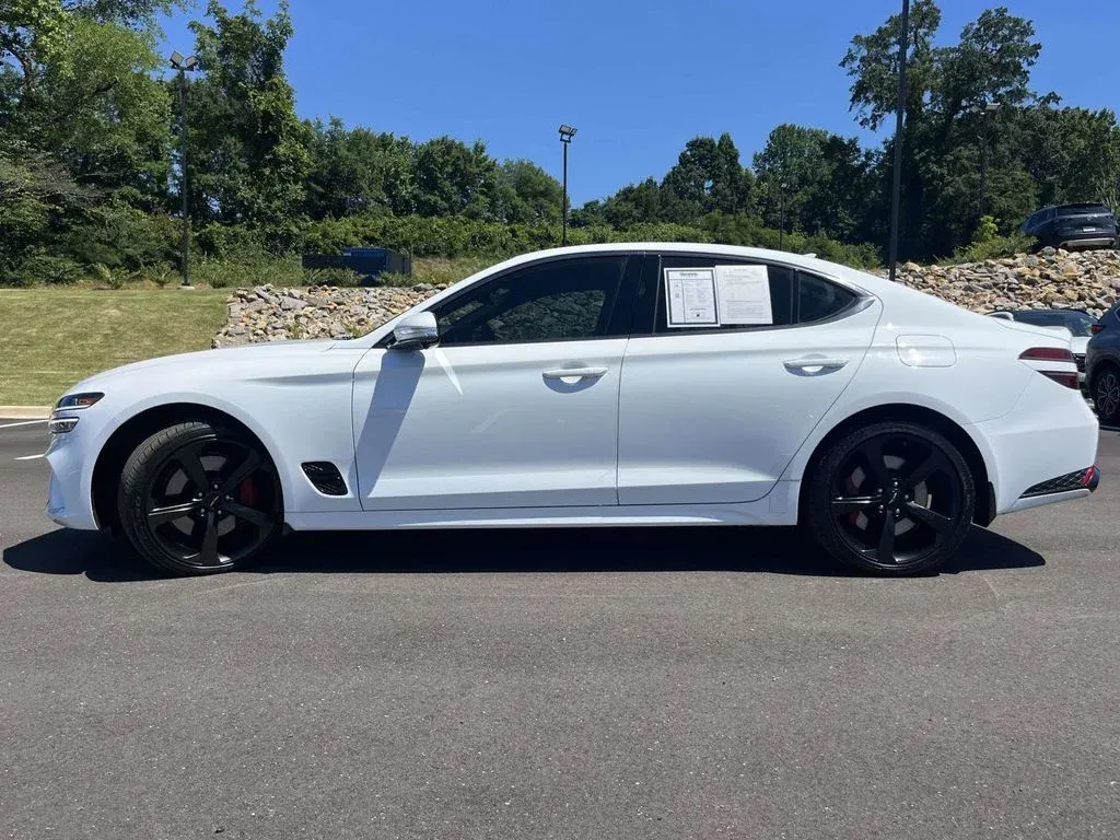 2026 Genesis G70 3.3T Sport Prestige thumbnail 6