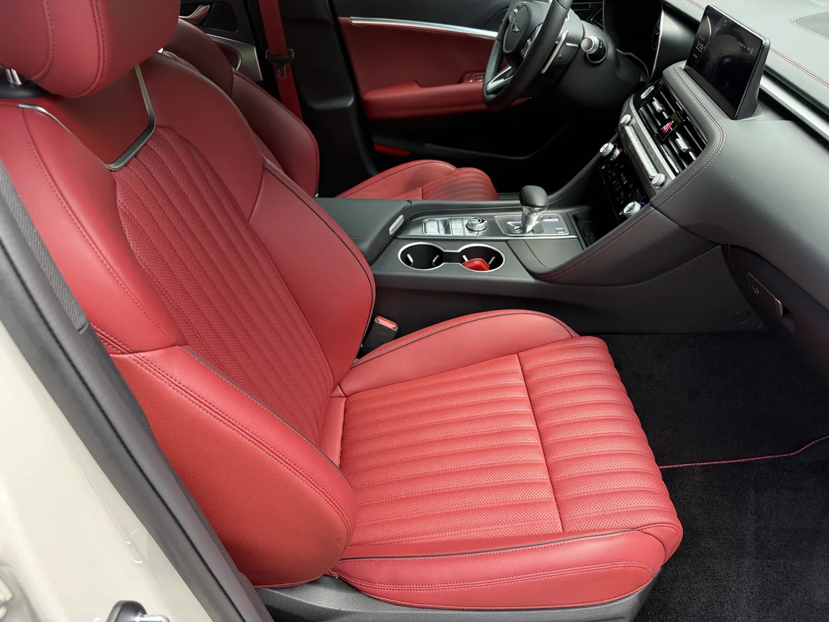 2026 Genesis G70 3.3T Sport Prestige thumbnail 13