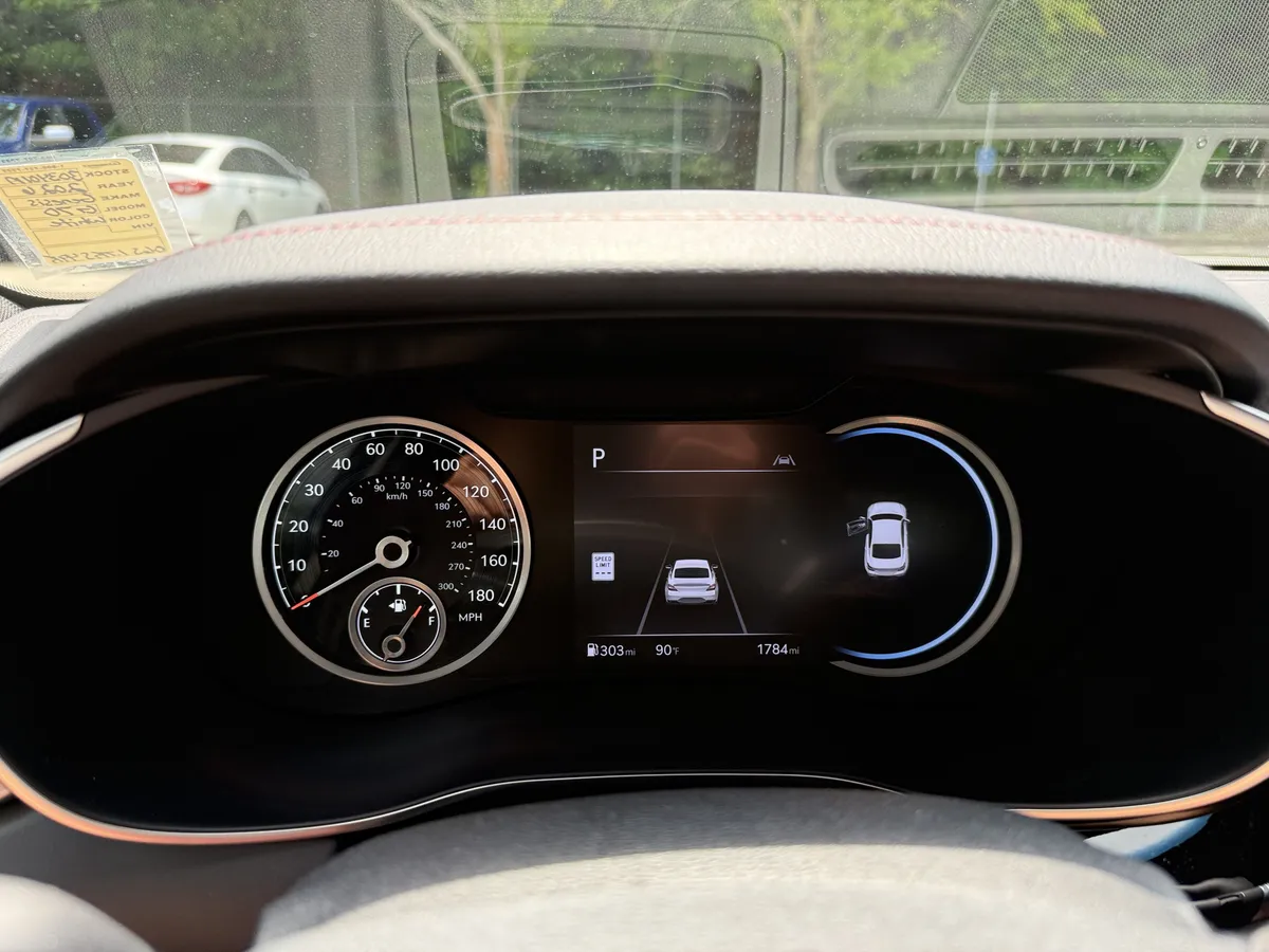 2026 Genesis G70 3.3T Sport Prestige thumbnail 26