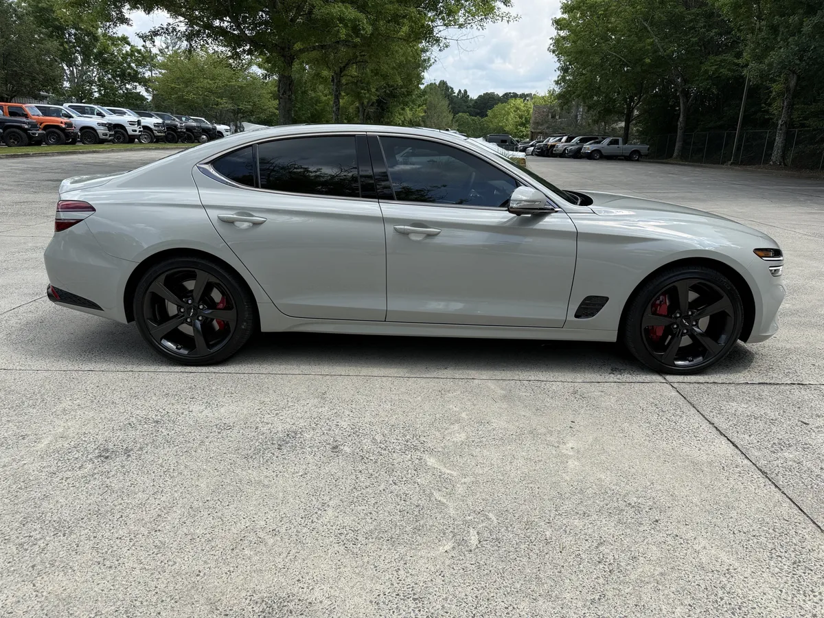 2026 Genesis G70 3.3T Sport Prestige thumbnail 8