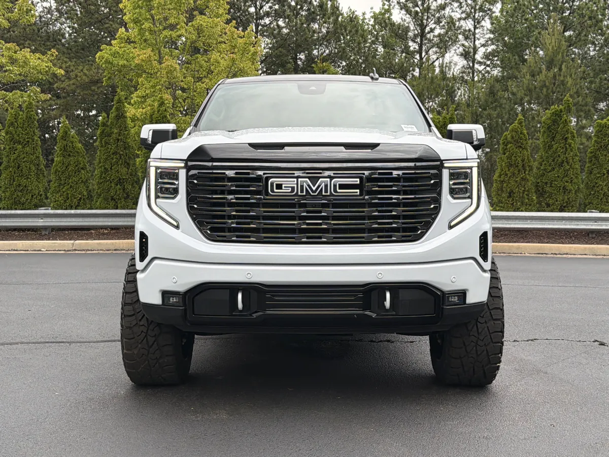 2026 GMC Sierra 1500 Denali Ultimate thumbnail 12