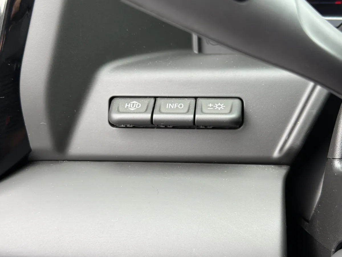 2026 GMC Sierra 1500 Denali Ultimate thumbnail 28