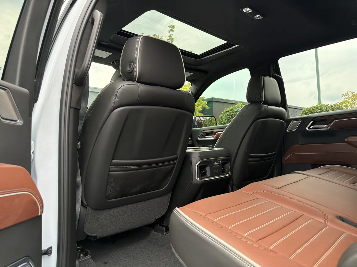 2026 GMC Sierra 1500 Denali Ultimate thumbnail 38