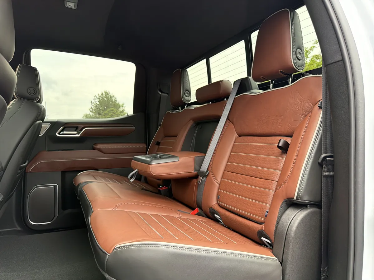 2026 GMC Sierra 1500 Denali Ultimate thumbnail 39