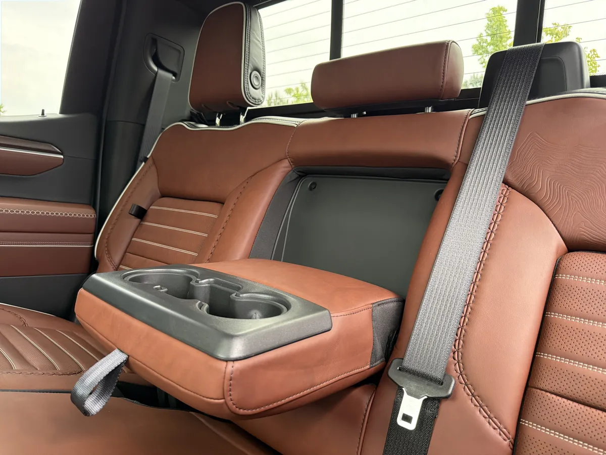 2026 GMC Sierra 1500 Denali Ultimate thumbnail 40