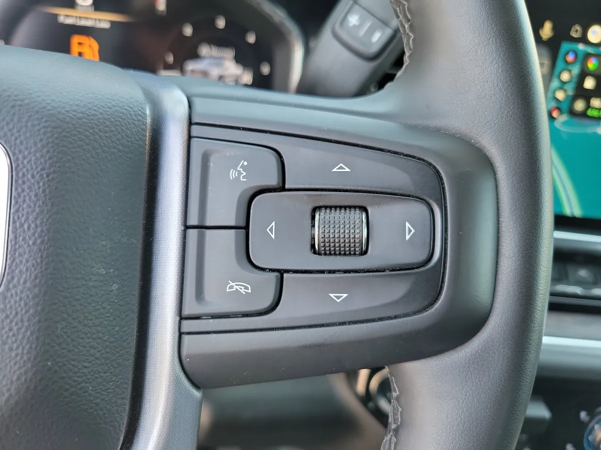 2026 GMC Sierra 1500 SLT thumbnail 19