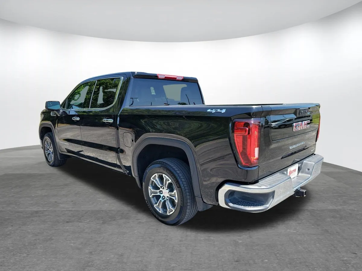 2026 GMC Sierra 1500 SLT thumbnail 27