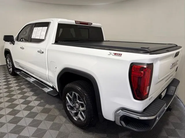 2026 GMC Sierra 1500 SLT thumbnail 13