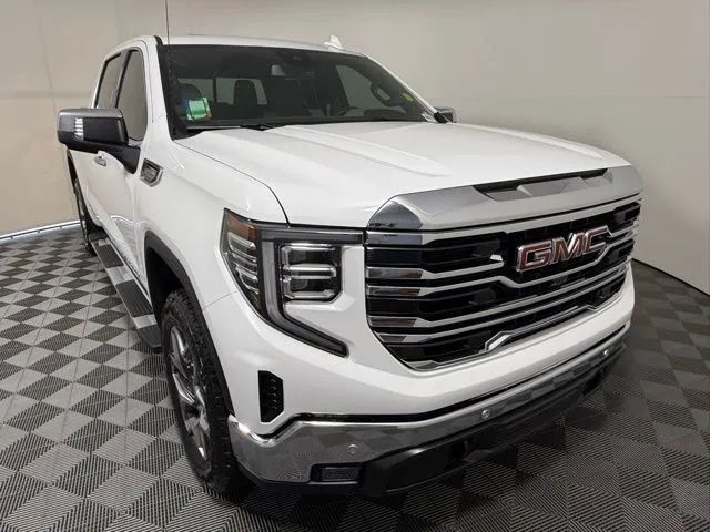 2026 GMC Sierra 1500 SLT thumbnail 17