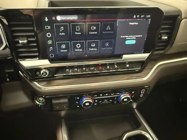 2026 GMC Sierra 1500 SLT thumbnail 31