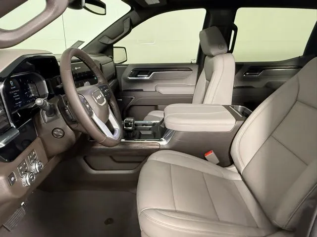 2026 GMC Sierra 1500 SLT thumbnail 39