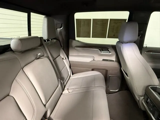 2026 GMC Sierra 1500 SLT thumbnail 58