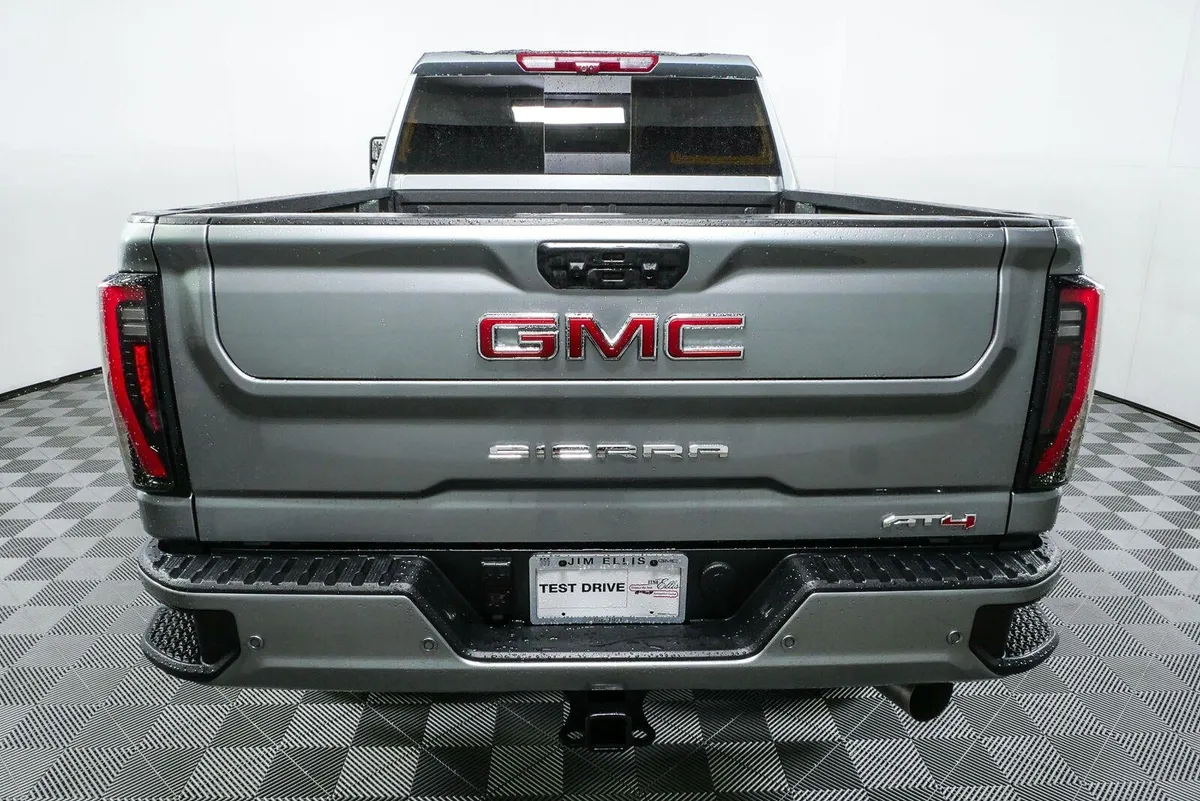 2026 GMC Sierra 2500 HD AT4 thumbnail 27