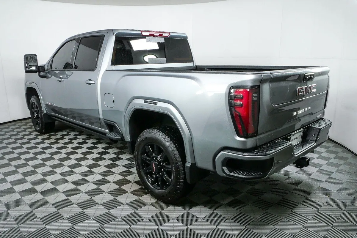 2026 GMC Sierra 2500 HD AT4 thumbnail 28