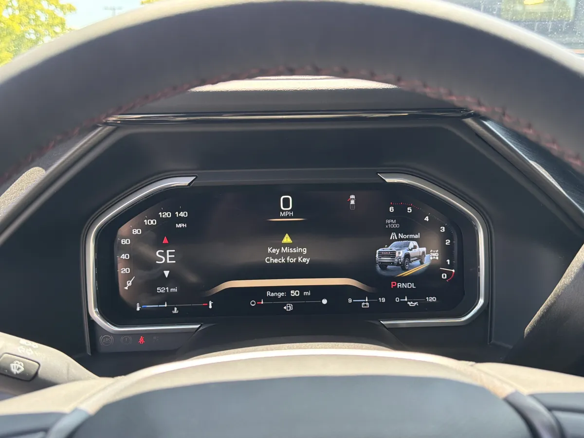 2026 GMC Sierra 2500HD AT4X thumbnail 10