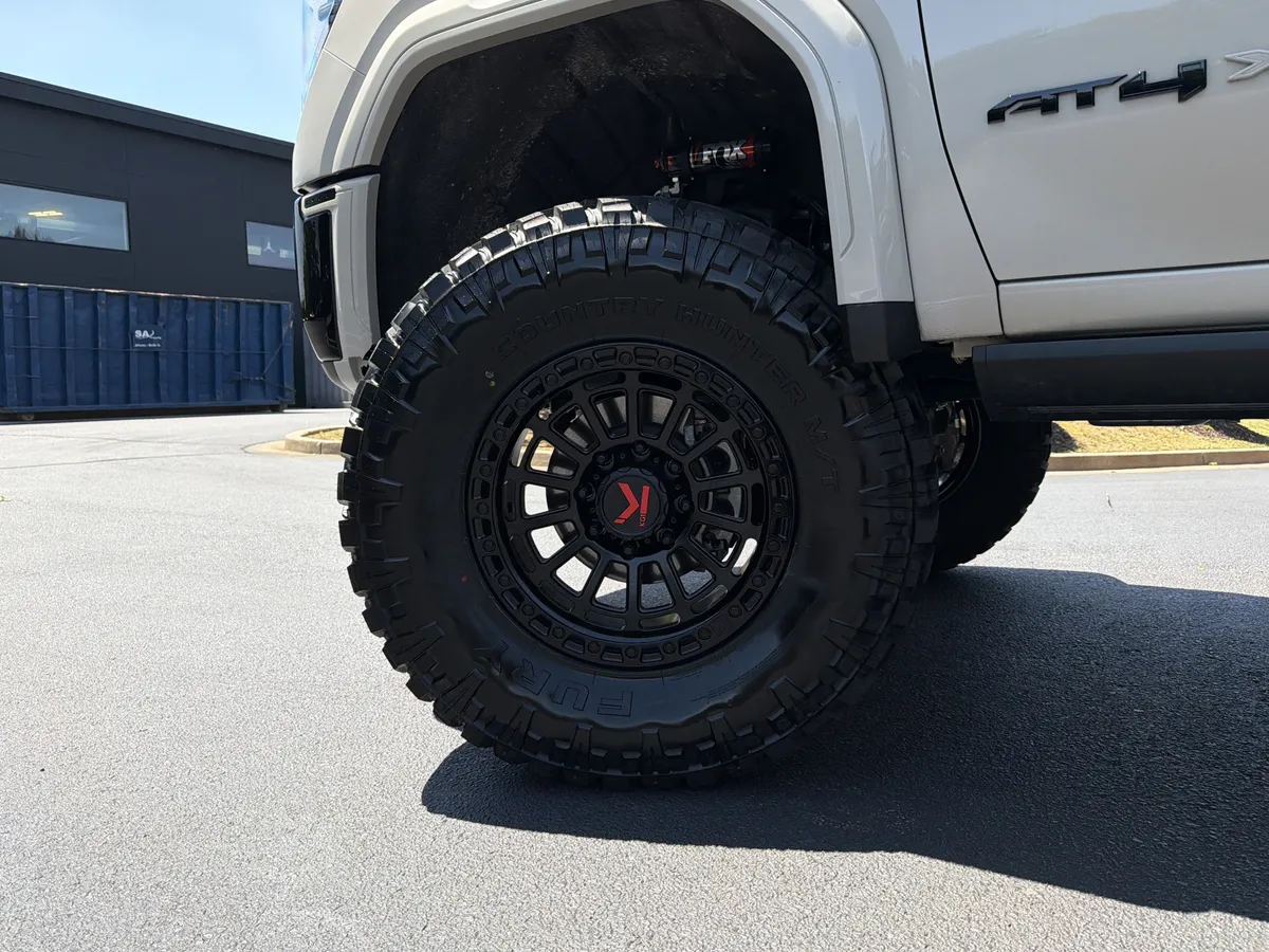 2026 GMC Sierra 2500HD AT4X thumbnail 16