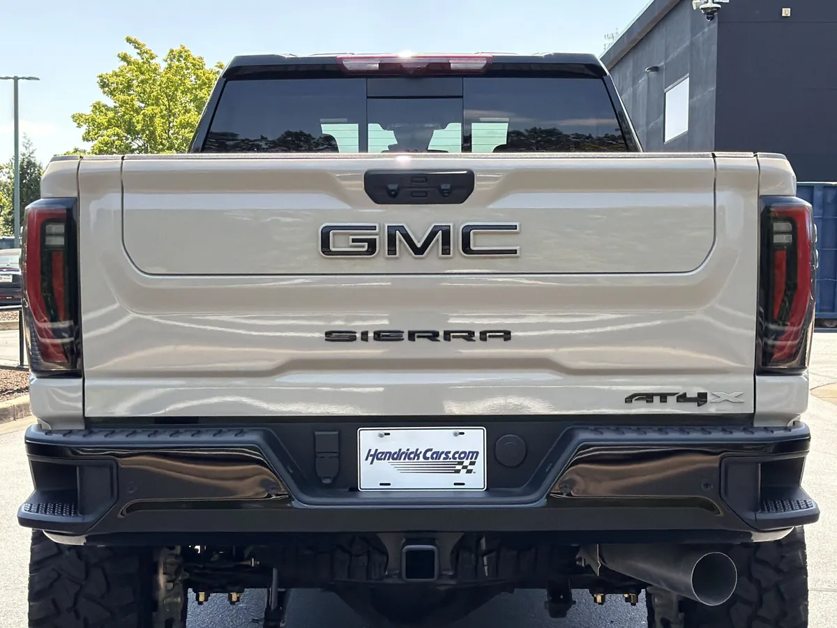 2026 GMC Sierra 2500HD AT4X thumbnail 21