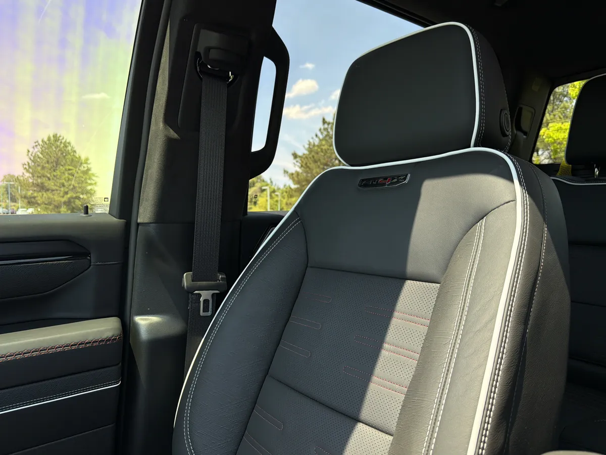 2026 GMC Sierra 2500HD AT4X thumbnail 48