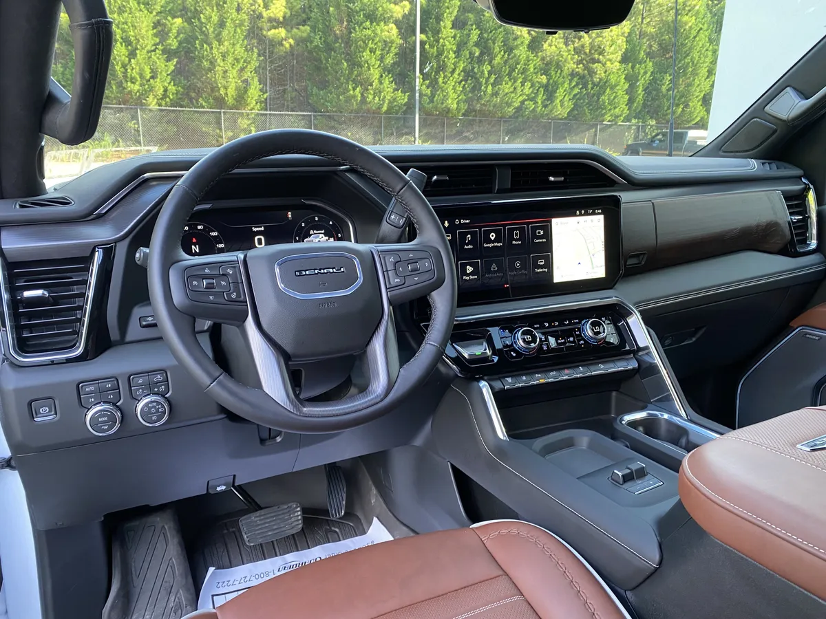 2026 GMC Sierra 2500HD Denali Ultimate thumbnail 36